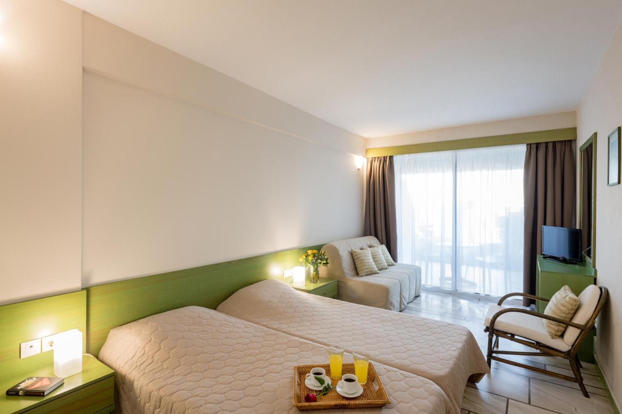 Hotel Pavlina Beach Niforeika Exterior foto